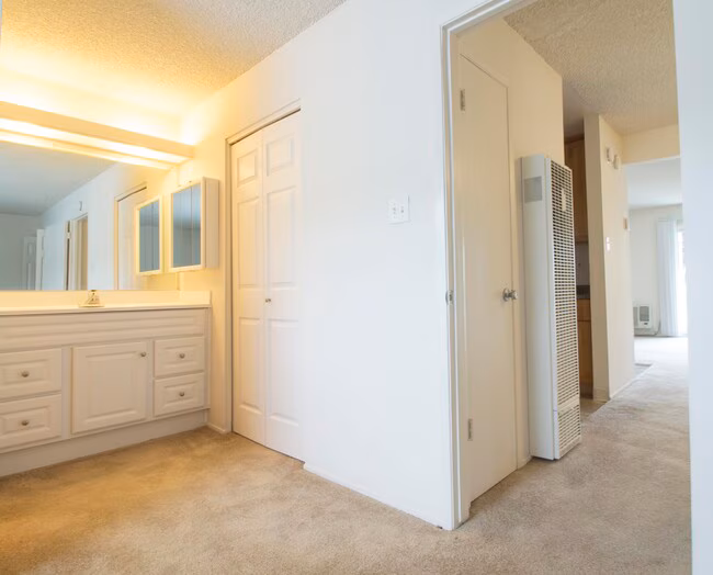 Kenwal Apartments photo 2