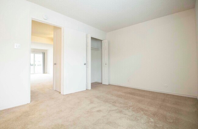 Kenwal Apartments photo 3
