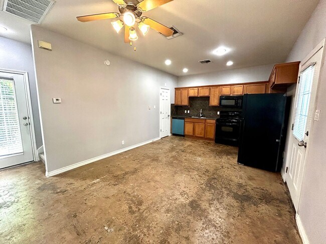 408 Nelray Blvd photo 3