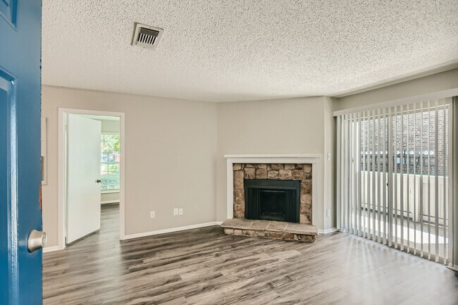 Villas At Waterchase photo 4