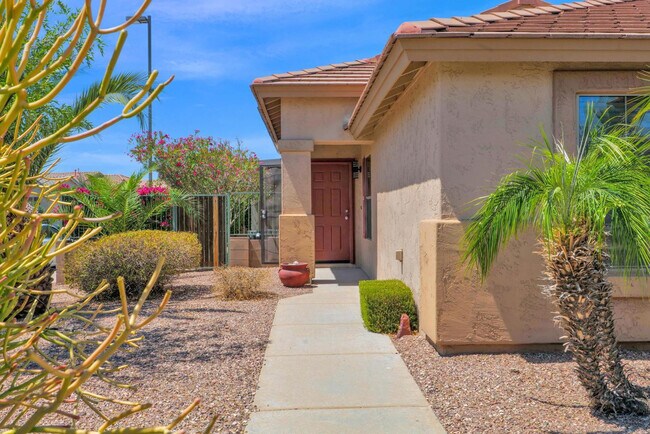 18166 W Camino Real Dr Surprise, AZ 85374 photo 4