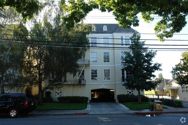 1419-1421 Oak Grove Avenue photo 2