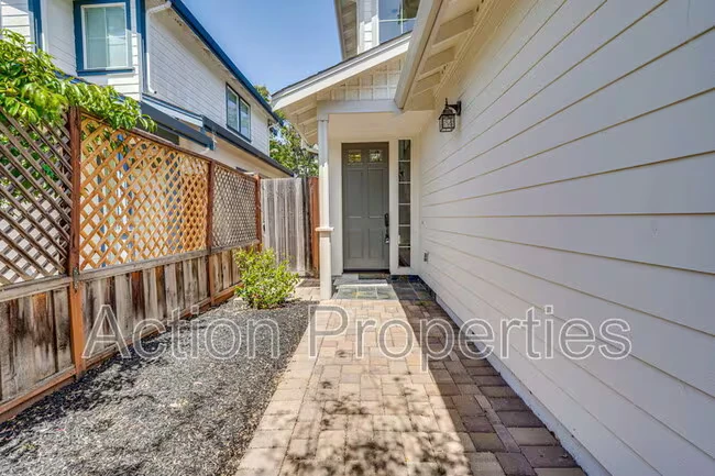 116 College Ave Mountain View, CA 94040 photo 3