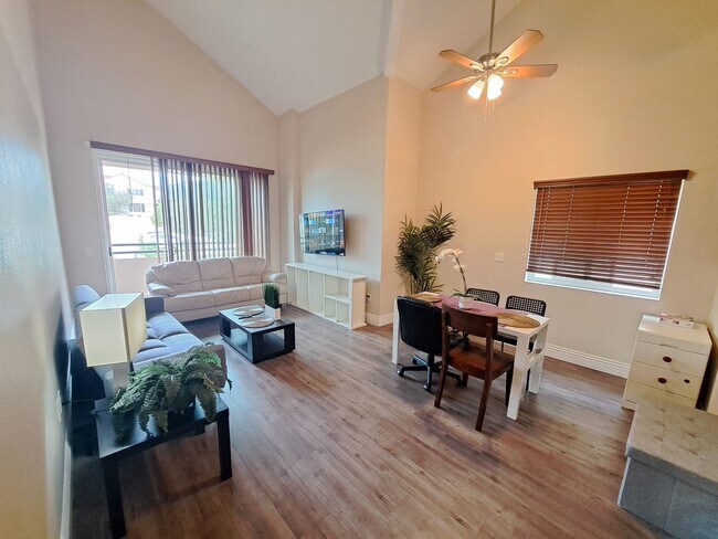3979 Nobel Dr San Diego, CA 92122 photo 3