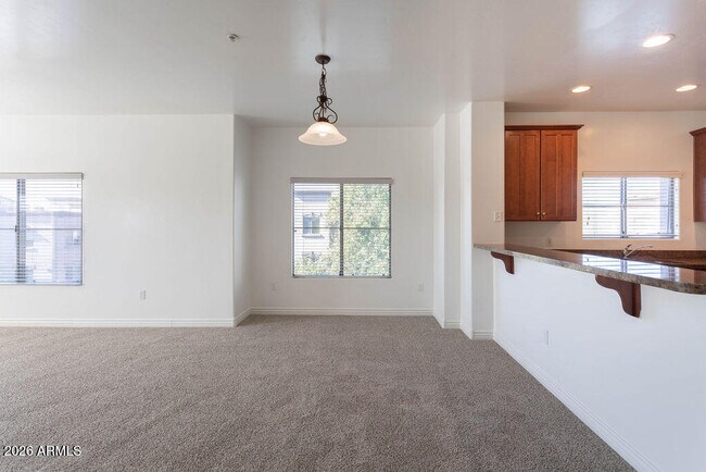5450 E Deer Valley Dr Phoenix, AZ 85054 photo 5