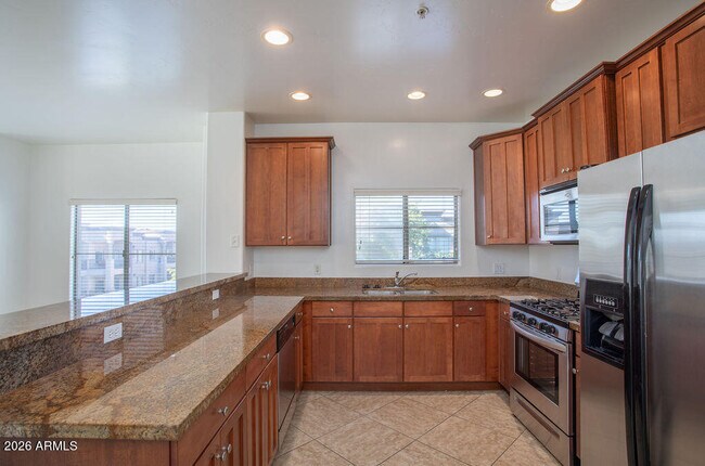 5450 E Deer Valley Dr Phoenix, AZ 85054 photo 4