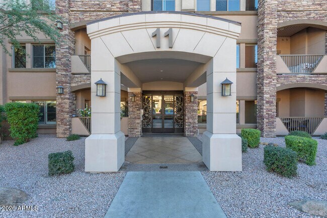 5450 E Deer Valley Dr Phoenix, AZ 85054 photo 2