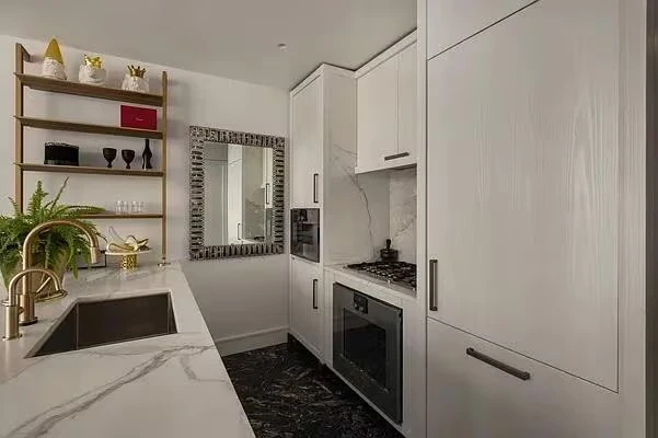 500 W 18th St New York, NY 10011 photo 4
