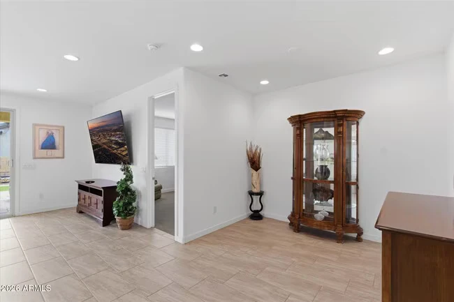 17211 W Whispering Wind Dr Surprise, AZ 85387 photo 4