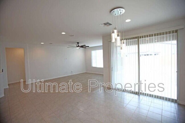 25976 W Louise Dr Buckeye, AZ 85396 photo 3