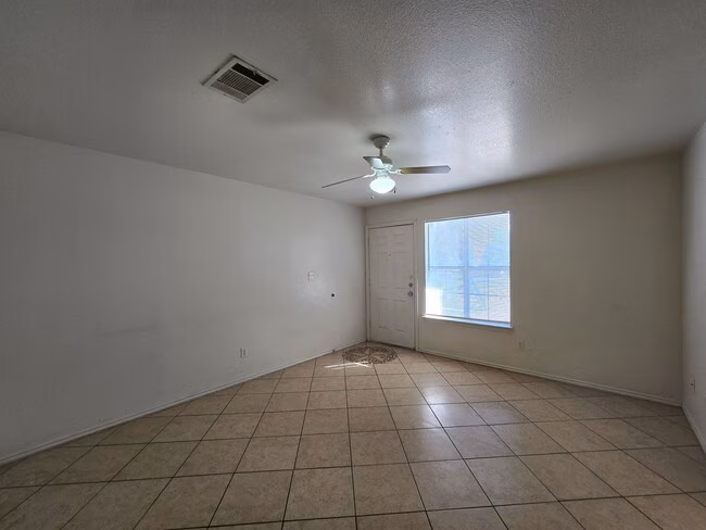 3407 Hereford Ln Killeen, TX 76542 photo 3