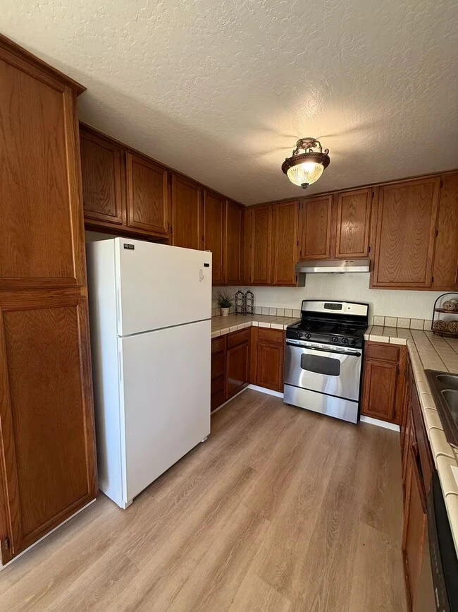 253 Green Meadow Dr Watsonville, CA 95076 photo 5