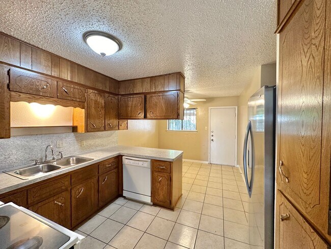2202 Shoemaker Dr Killeen, TX 76543 photo 5