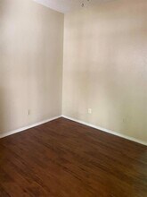 706 W 22nd St Austin, TX 78705 photo 2