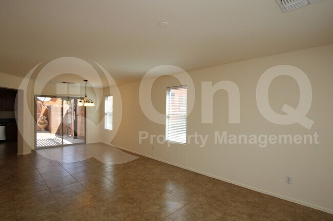 2736 East Megan Street, Gilbert, AZ 85295 photo 4
