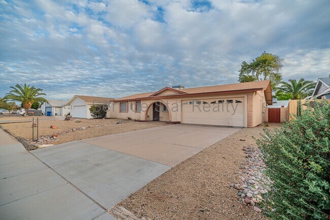 1249 W Mesquite St Chandler, AZ 85224 photo 2