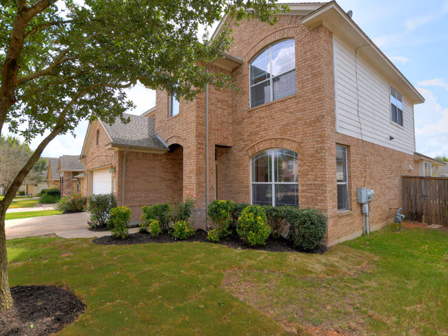 3664 Rosalina Loop, Round Rock, TX 78665 photo 2