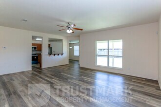 3204 W Canadian River Loop Killeen, TX 76549 photo 3