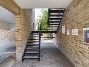 3316 Guadalupe St Austin, TX 78705 photo 4