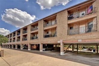 3316 Guadalupe St Austin, TX 78705 photo 2