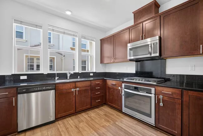630 Barcelona Loop Milpitas, CA 95035 photo 4