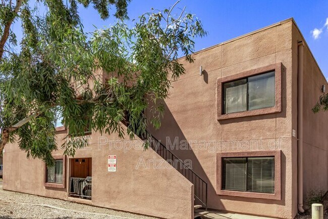330 S Beck Ave Tempe, AZ 85281 photo 3