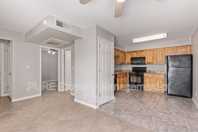 330 S Beck Ave Tempe, AZ 85281 photo 2