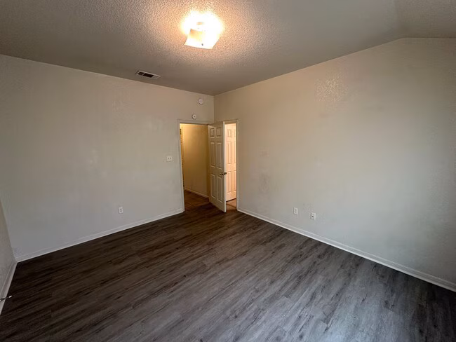 2609 Vernice Loop Killeen, TX 76549 photo 5