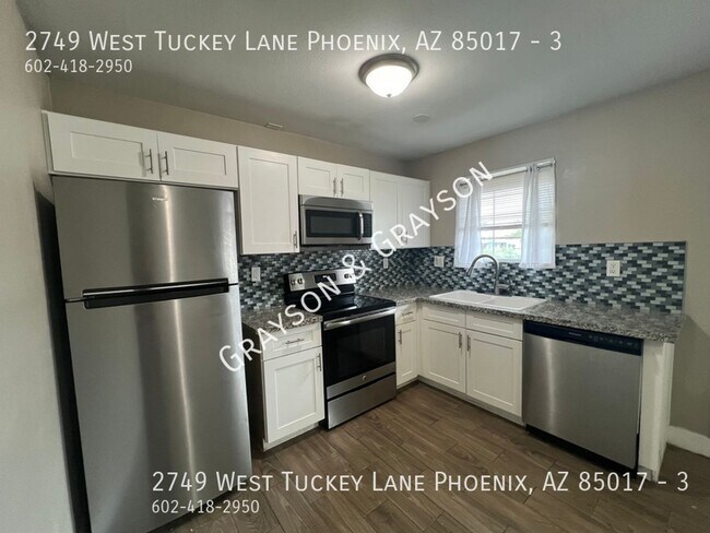 2749 W Tuckey Ln Phoenix, AZ 85017 photo 5