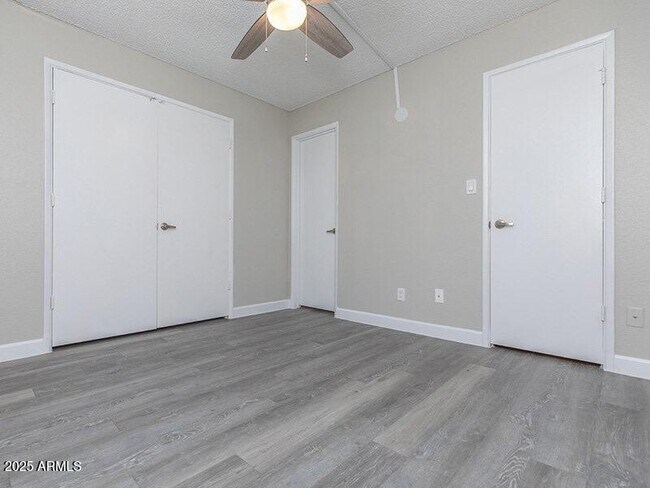 13517 W Glendale Ave Glendale, AZ 85307 photo 5