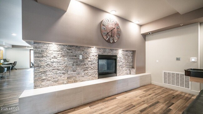 2511 W Queen Creek Rd Chandler, AZ 85248 photo 5