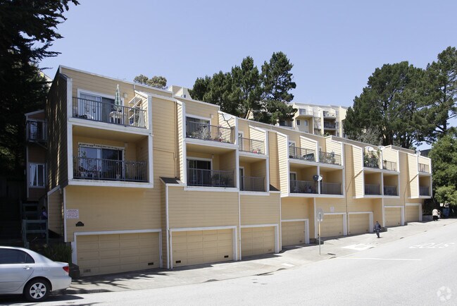 Vista Del Monte Apt photo 2