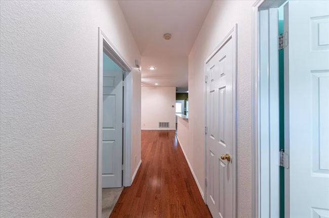 400 Gaither St Glen Rose, TX 76043 photo 5