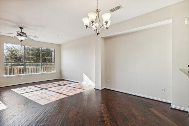 1506 Biltmore Lane, Irving, TX 75063 photo 3