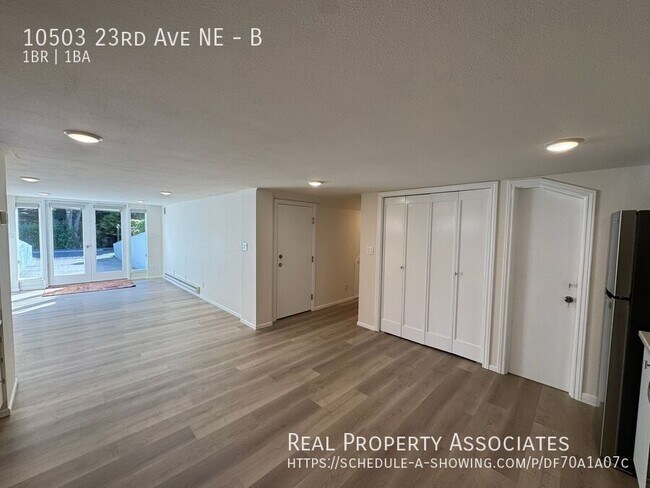 10503 23rd Ave NE Seattle, WA 98125 photo 5
