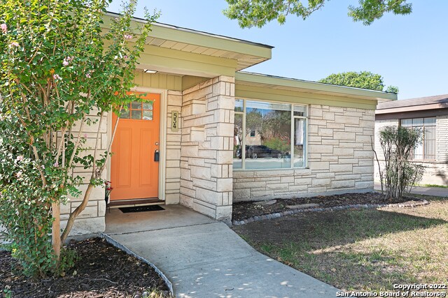 534 Cosgrove St San Antonio, TX 78210 photo 2