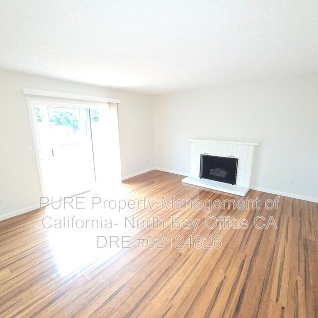 1025 Palmetto Way Petaluma, CA 94954 photo 4