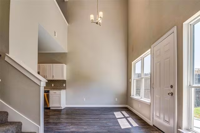 1110 Woburn Drive, Garland, TX 75043 photo 3