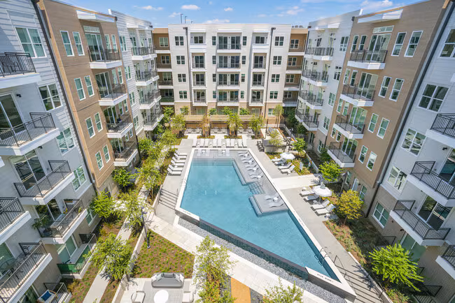ENTRATA - Lantower West Love photo 5