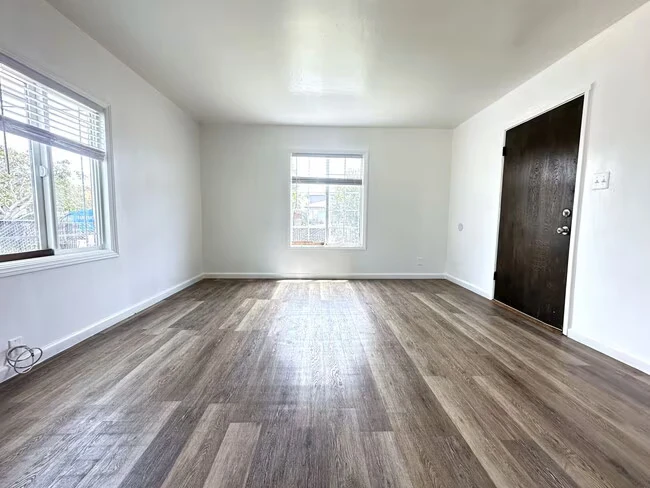 1503 88th Ave Oakland, CA 94621 photo 5