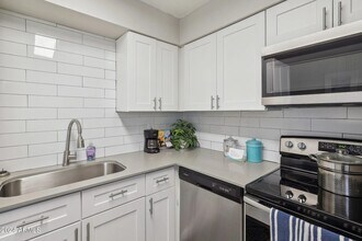615 S Hardy Dr Tempe, AZ 85281 photo 3