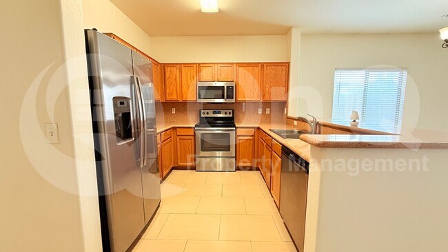331 E Saddle Way San Tan Valley, AZ 85143 photo 4