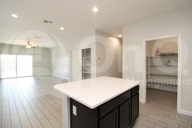24195 West Verlea Dr photo 5
