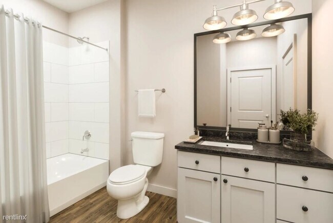 800 FM 518 Clear Lake Shores, TX 77565 photo 5