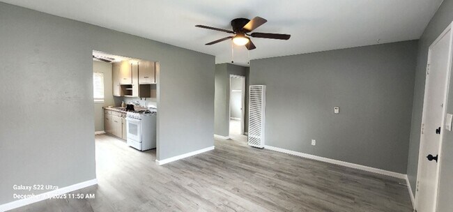1029-1031 Virginia St Vallejo, CA 94590 photo 4