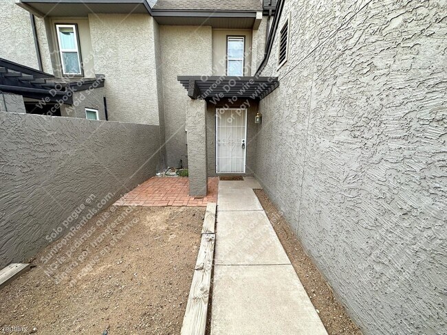 2338 W Lindner Ave Mesa, AZ 85202 photo 2