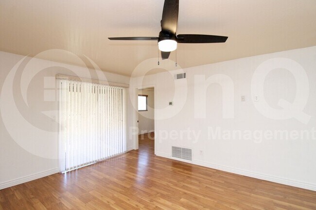5525 E Thomas Rd Phoenix, AZ 85018 photo 5