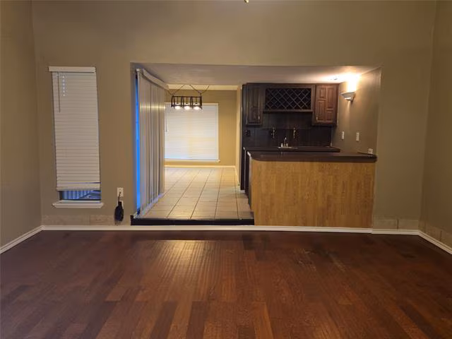 5101 Stanley Dr The Colony, TX 75056 photo 4
