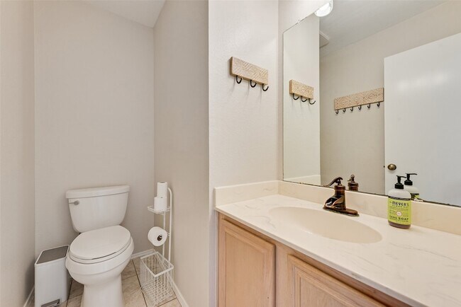 6902 Kara Pl North Richland Hills, TX 76182 photo 5