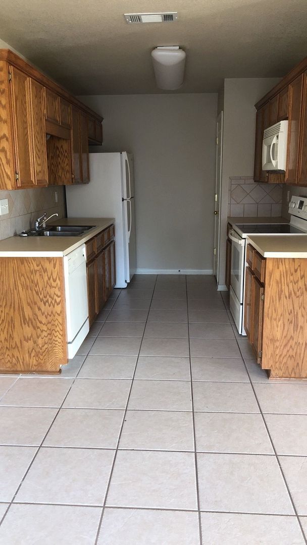 5104 Heather Ln Killeen, TX 76549 photo 3